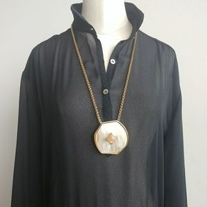 Vince camuto box chain goldtone neckpiece
